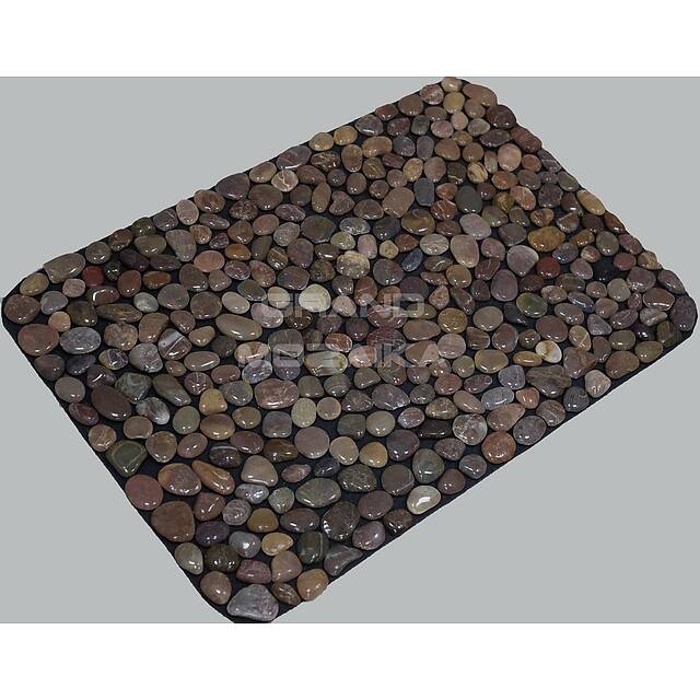 Массажный коврик из полированной гальки