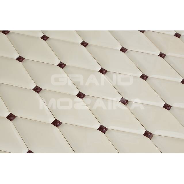  Керамические ромбы бежевые с коричневыми вставками