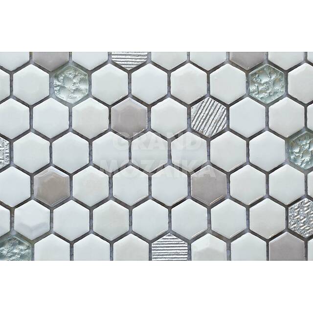 Шестиугольная мозаика из стекла и керамики