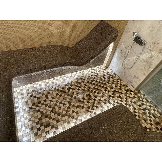 Хаммам из мраморной мозаики