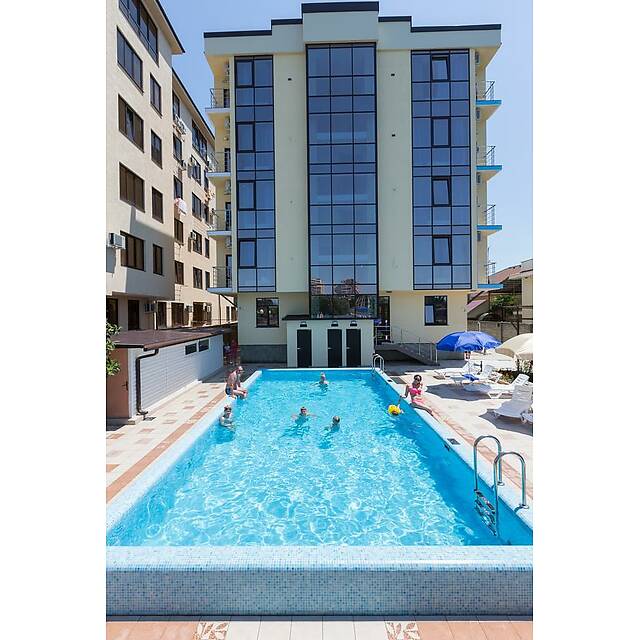 Уличный бассейн прямоугольный