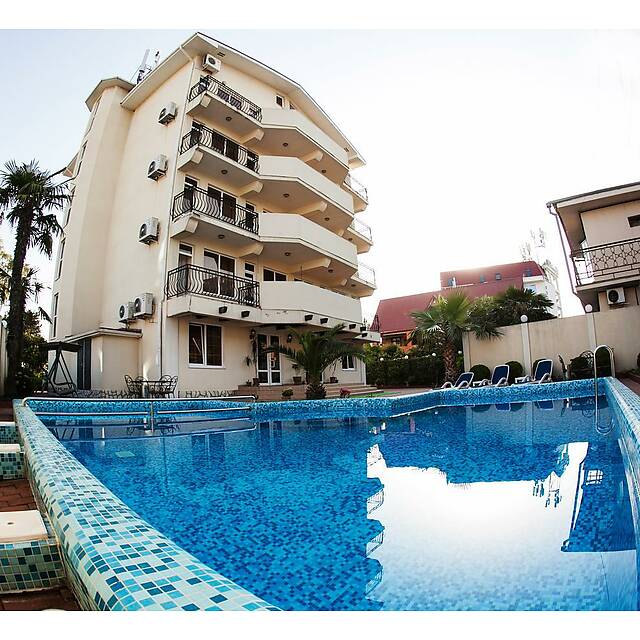 Уличный бассейн