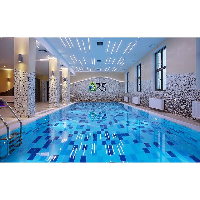 Бассейн в спа-зоне