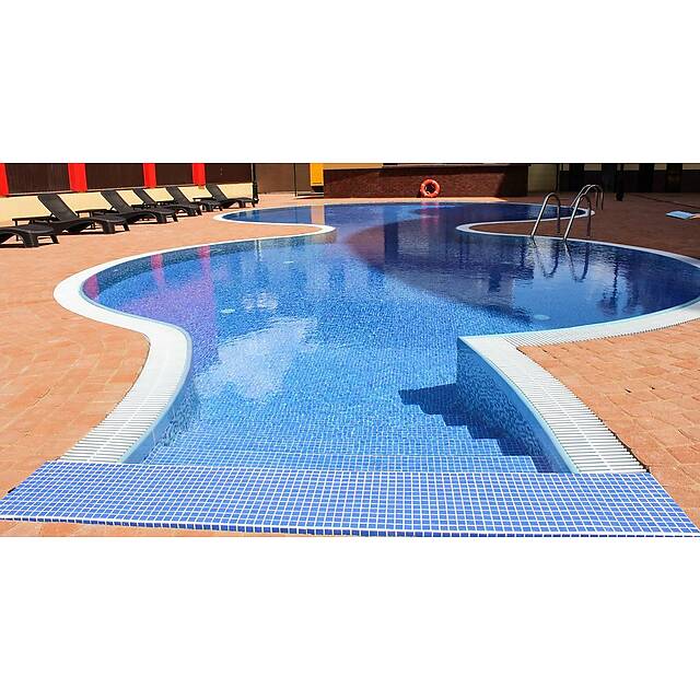 Бассейны в мини-гостинице