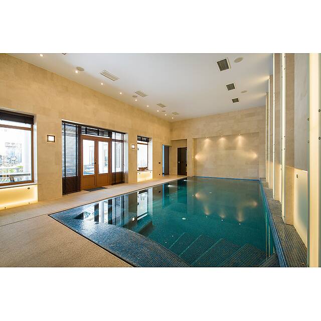 Бассейн синий стеклянная мозаика с авантюрином