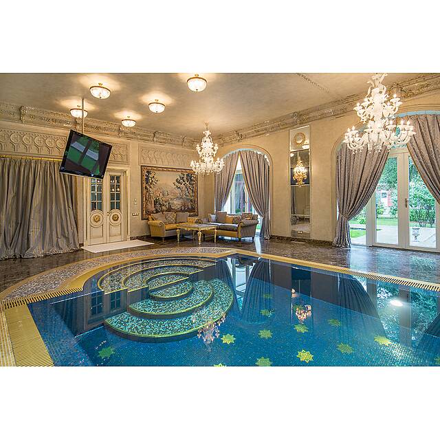 Бассейн стеклянная мозаика