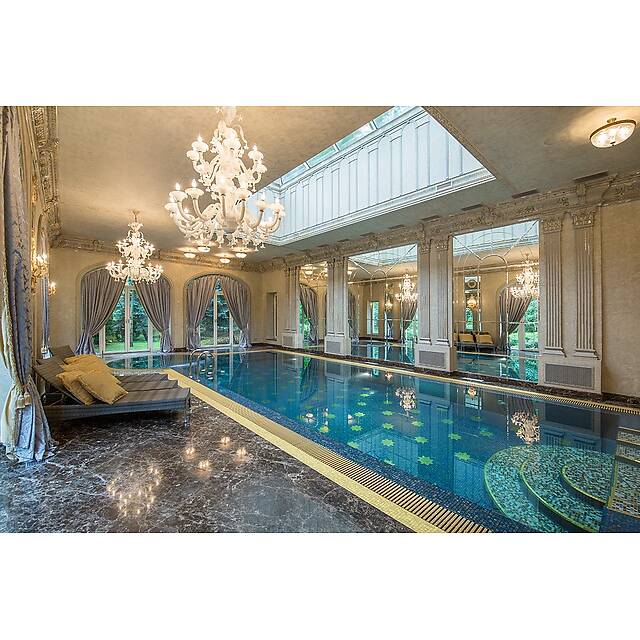 Бассейн стеклянная мозаика