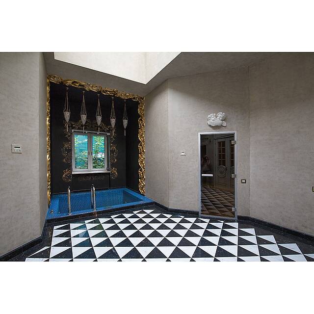 Бассейн стеклянная мозаика