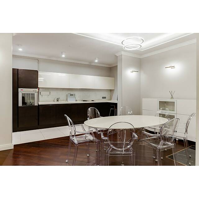 Кухня фартук с белой мозаикой с перламутром, серия Iris