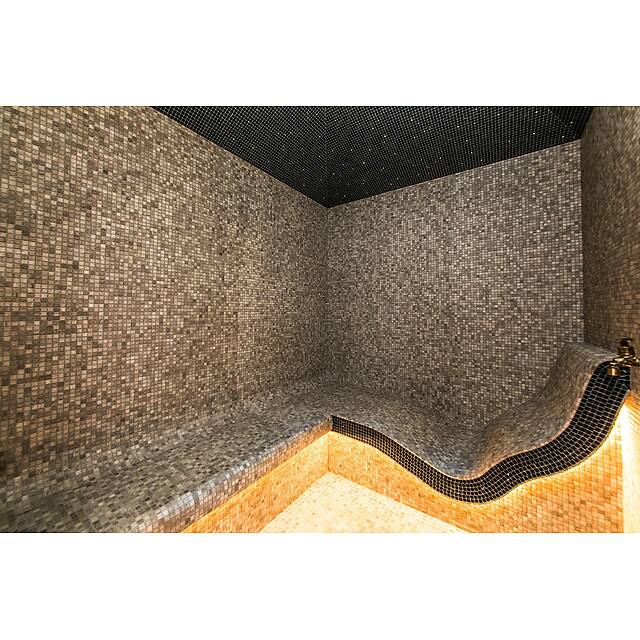 Хамам из тонкой мозаики из натурального камня