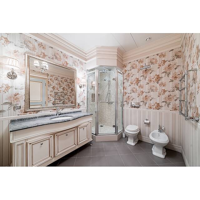 Душ с мозаикой из стекла с авантюрином