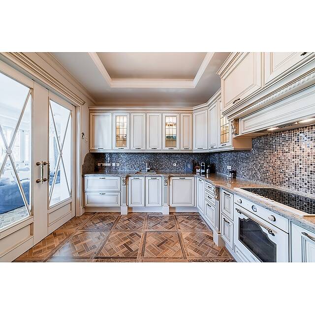 Кухонный фартук с мраморной мозаикой