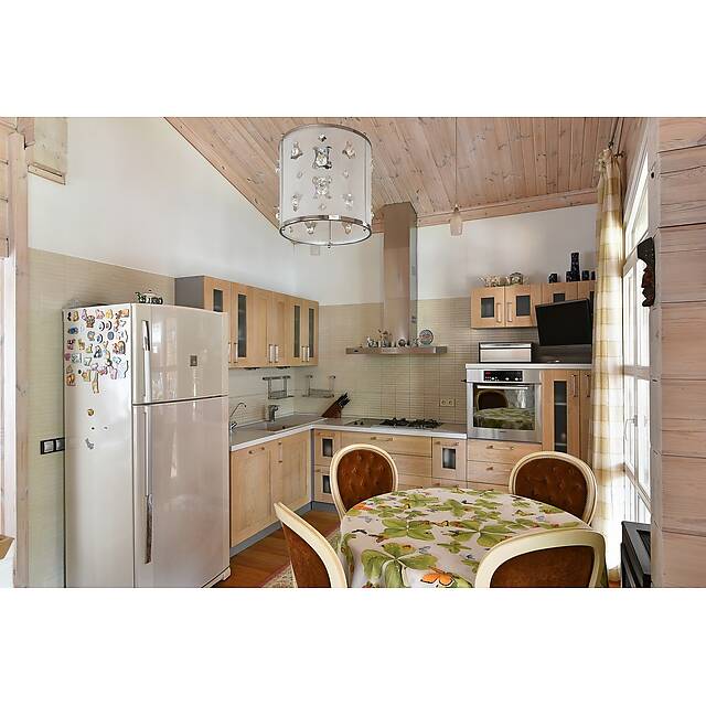 Кухня с керамической мозаикой