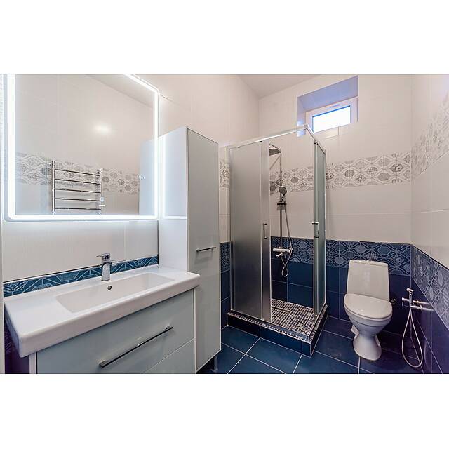 Душ c мозаикой