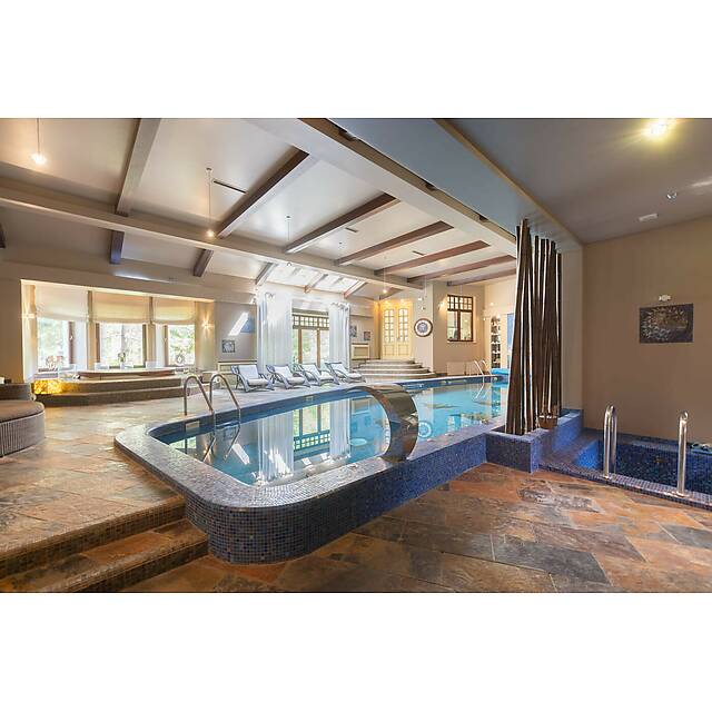 Бассейн из стеклянной мозаики, панно подводный мир