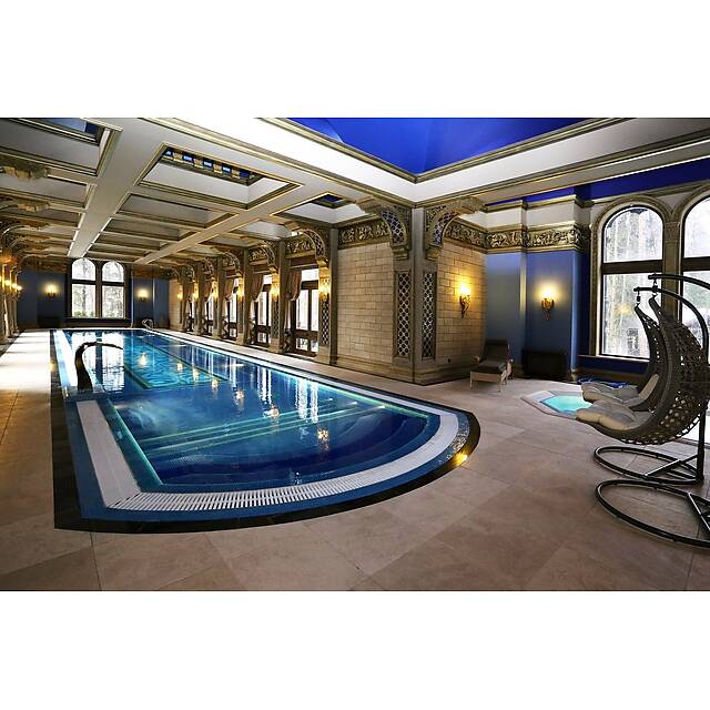 Бассейн стеклянная мозаика 