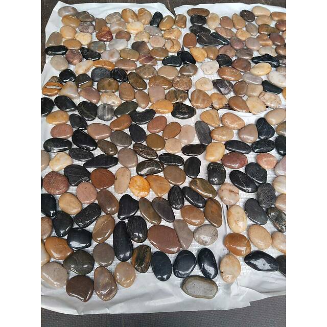 Мозаика из натуральной гальки