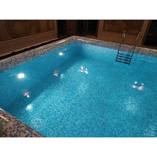 Стеклянная мозаика с перламутром